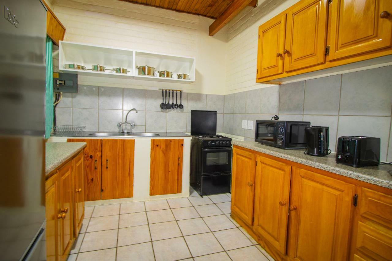 רסטנבורג Protea Park Self Catering Guesthouse מראה חיצוני תמונה